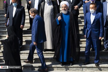 در حاشیه آخرین جلسه هیئت دولت دوازدهم
