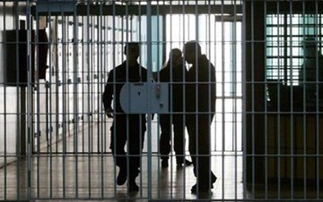 همیار زندانیان جرایم غیرعمد در ماه رمضان باشیم
