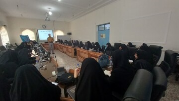کارگاه آموزشی «مربی همیاران اجتماعی» استان بوشهر شهرستان دشتستان برگزار شد+ تصاویر کارگاه آموزشی مربی همیاران اجتماعی استان بوشهر شهرستان دشتستان در راستای تربیت مربی همیاران اجتماعی به همت سازمان امور اجتماعی کشور و با مشارکت موسسه خانواده اسلامی و تربیت معنوی خاتم مجری بخش مردمی سازمان امور اجتماعی و مجمع ملی خانواده با همکاری جبهه فرهنگی انقلاب اسلامی استان بوشهر روز پنجشنبه ۱۸ مرداد در سالن اجتماعات آموزش و پرورش این شهرستان برگزار شد.