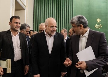نشست تقدیر از معلمان نمونه و اساتید برتر تربیت معلم کشور