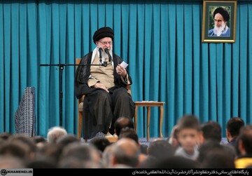 دیدار هزاران نفر از کارگران سراسر کشور با رهبر معظم انقلاب