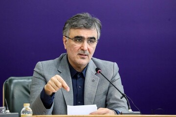 تداوم مشکلات «ارز» دارو و تجهیزات؛ فرزین به مجلس می‌رود