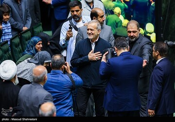 مراسم بزرگداشت شهدای خدمت در مجلس شورای اسلامی