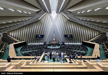 مراسم بزرگداشت شهدای خدمت در مجلس شورای اسلامی
