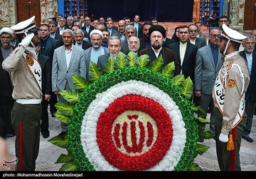 تجدید میثاق کارکنان وزارت امور خارجه با آرمان‌های امام خمینی (ره)