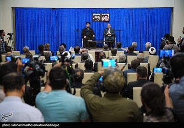 تجدید میثاق کارکنان وزارت امور خارجه با آرمان‌های امام خمینی (ره)