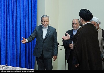 تجدید میثاق کارکنان وزارت امور خارجه با آرمان‌های امام خمینی (ره)