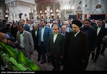 تجدید میثاق کارکنان وزارت امور خارجه با آرمان‌های امام خمینی (ره)