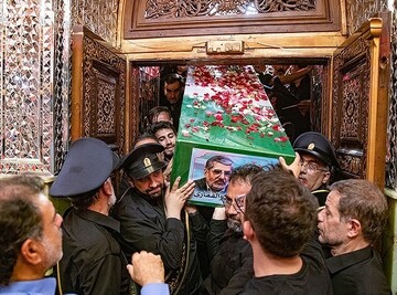 مراسم خاکسپاری شهدای اقتدار ایران در امامزاده صالح(ع)