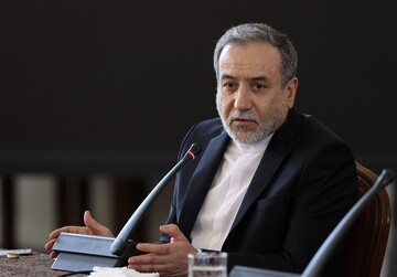 عراقچی: با آمریکا مذاکره نداریم/باز شدن تنگه هرمز به شرایطی غیر از تفاهم با عمان مرتبط است