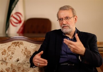 علی لاریجانی رهبر معظم انقلاب در شورای‌عالی امنیت ملی