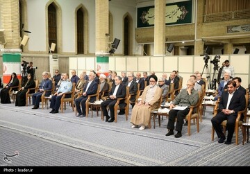 دیدار رئیس‌جمهور و اعضای هیئت دولت با مقام معظم رهبری
