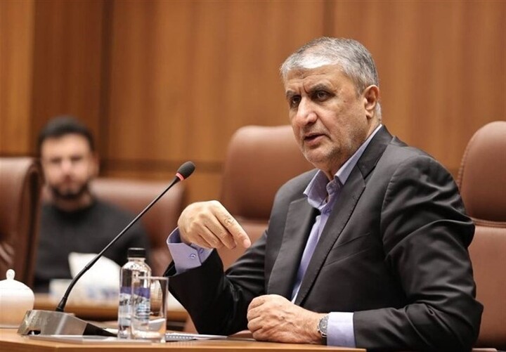 اسلامی: صنعت هسته‌ای کشور نماد موفق پیشرفت علمی و فناوری است