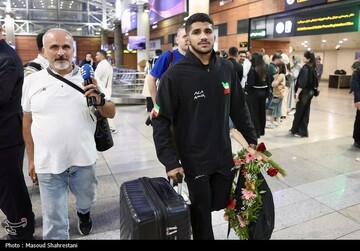 ورود تیم ملی کشتی فرنگی به ایران