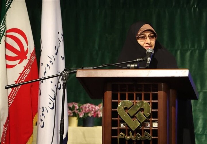 ادبیات و هنر حماسه، نقش چشمگیری در هویت بخشی به نسل جوان دارد