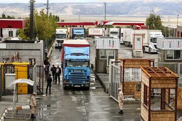 کشف ۷۵۵ مورد قاچاق انسان توسط مأموران گمرک بازرگان در سال‌جاری