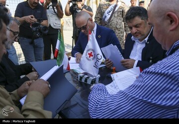 بازگشت پیکر 44 شهید از مرز شلمچه به کشور