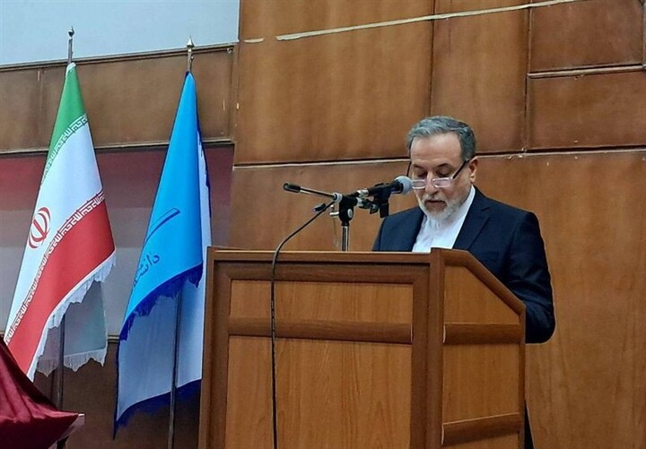 عراقچی: گفتگو بخشی از قدرت است نه جایگزین آن
