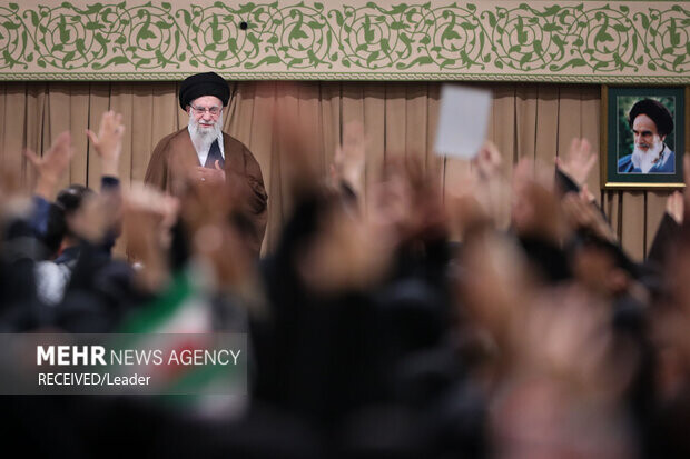 ایت الله خامنه ای