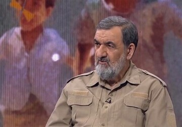 رضایی: پیام ملت ایران ایستادگی و مقاومت است