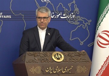 سفر وزیر امور خارجه به فرانسه