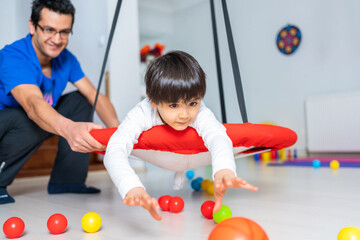 کاردرمانی کودک در منزل چیست؟ چه فایده‌ای دارد؟
