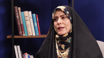 زن خانه‌دار؛ نیروی کار نامرئی که بیمه و امنیت اقتصادی ندارد