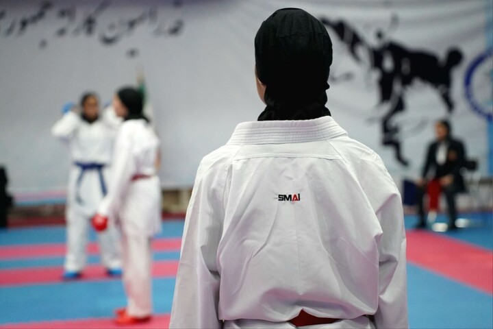 بازی آسیا داخل سالن